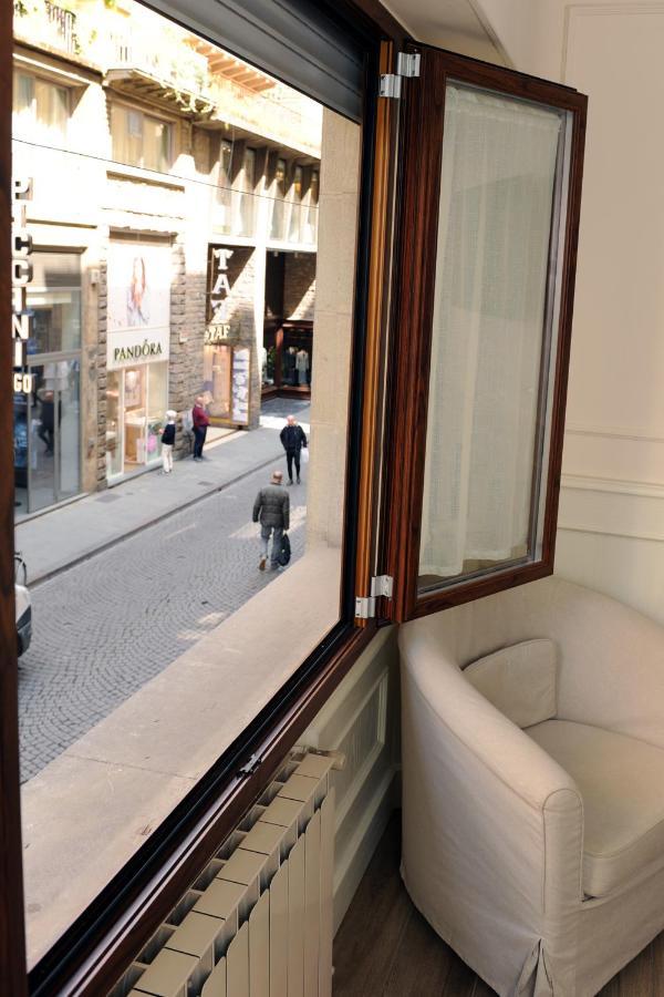 Pontevecchio Rooms Florencia Exterior foto
